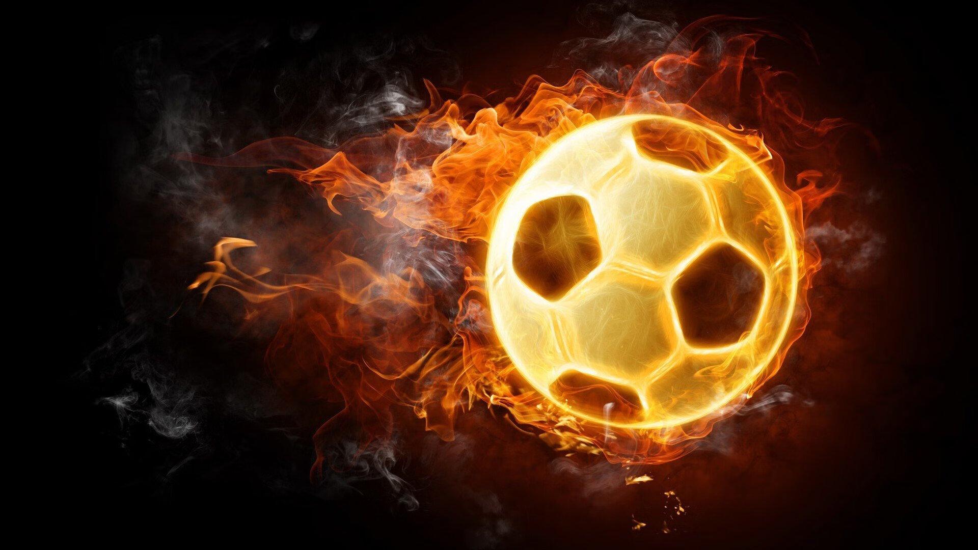 半场战报,科隆主场1-2落后法兰克福,激烈对决引爆莱茵能源球场